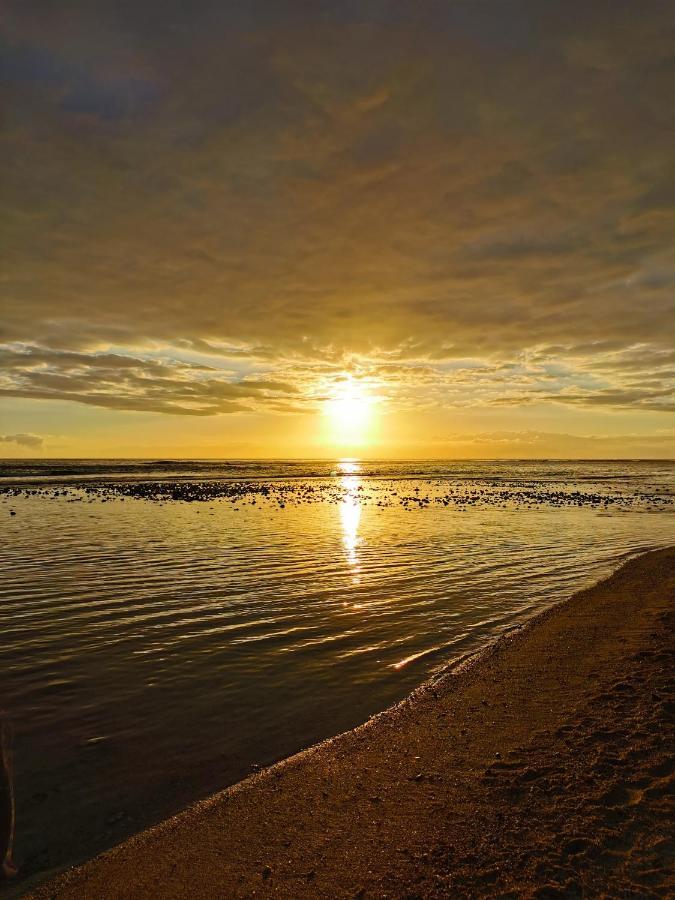 Au Bord De L'Eau La Saline Les Bains Leilighet Eksteriør bilde